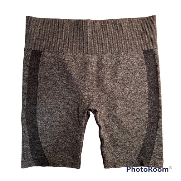 Biker Shorts Grey and Black Size L to XL - Picture 1 of 5